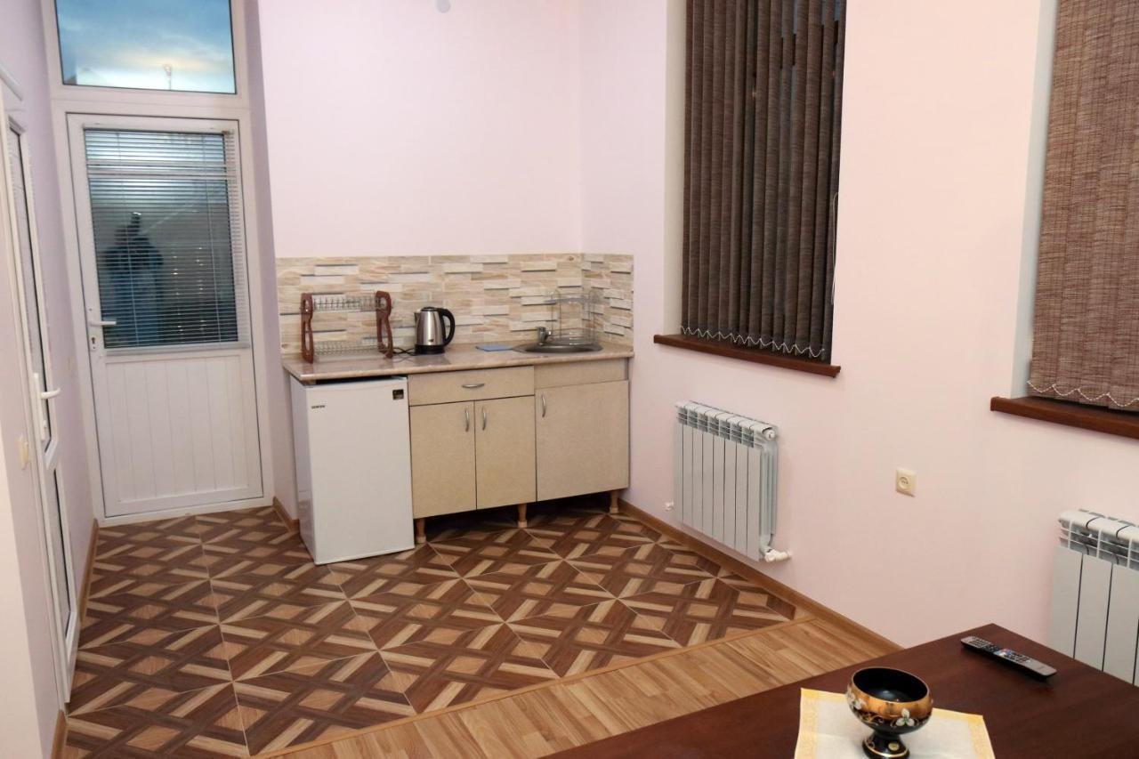 Vanand Guest House غيومري المظهر الخارجي الصورة