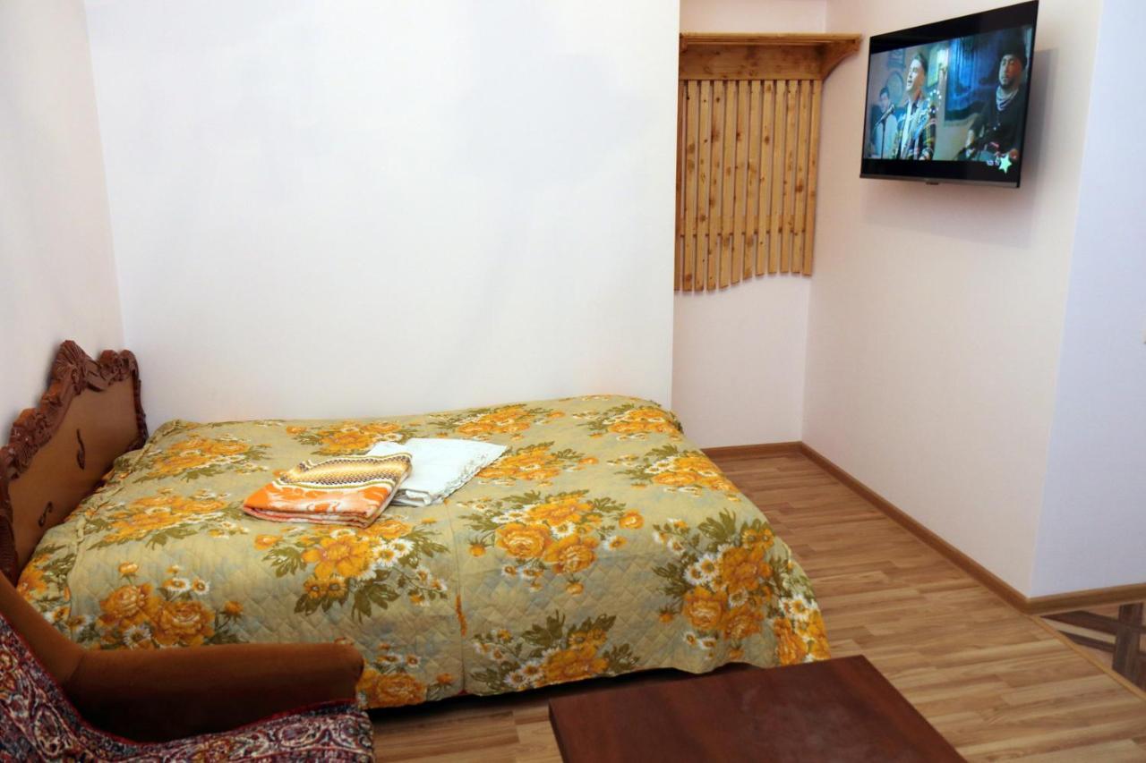 Vanand Guest House غيومري المظهر الخارجي الصورة